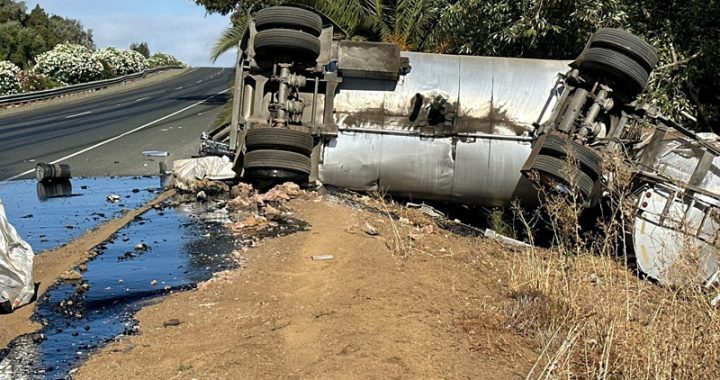 Westbound I-780 closed after truck crash in Benicia spills hazardous materials