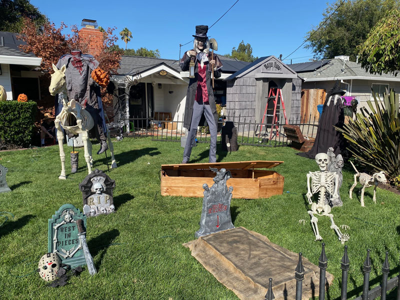 ‘Morgan Manor’ a haven for Halloween spirits in Pleasant Hill